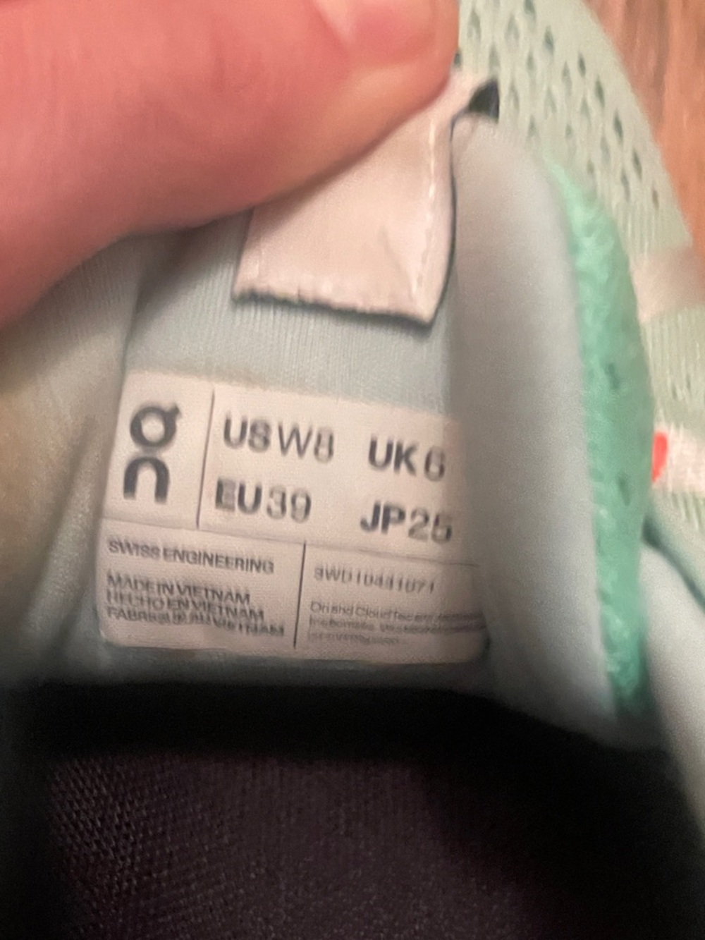 On Running | Women's ON Cloudsurfer blue/white sneaker-Size 8 - Picture 6 of 6